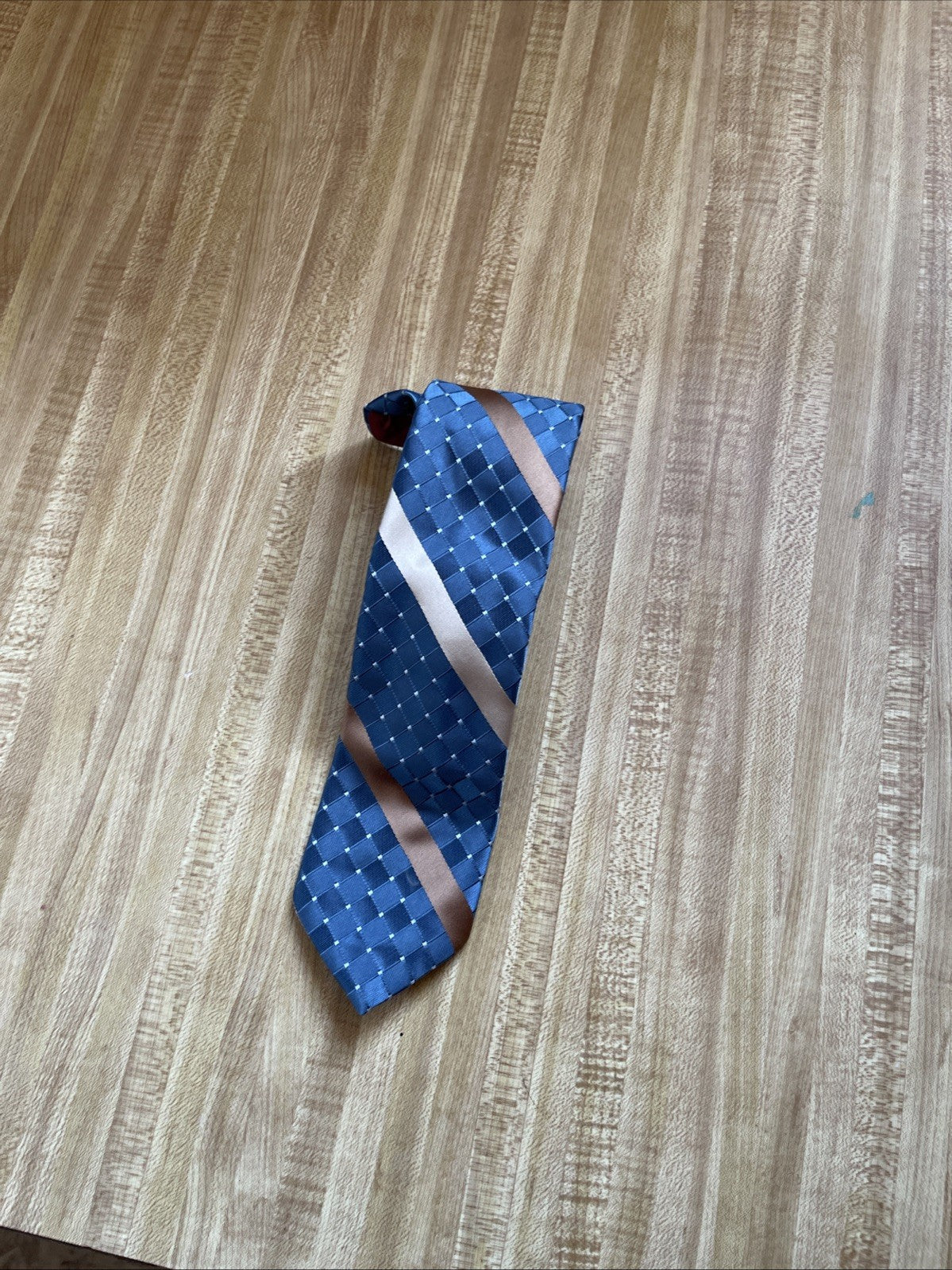 Higbees Tie