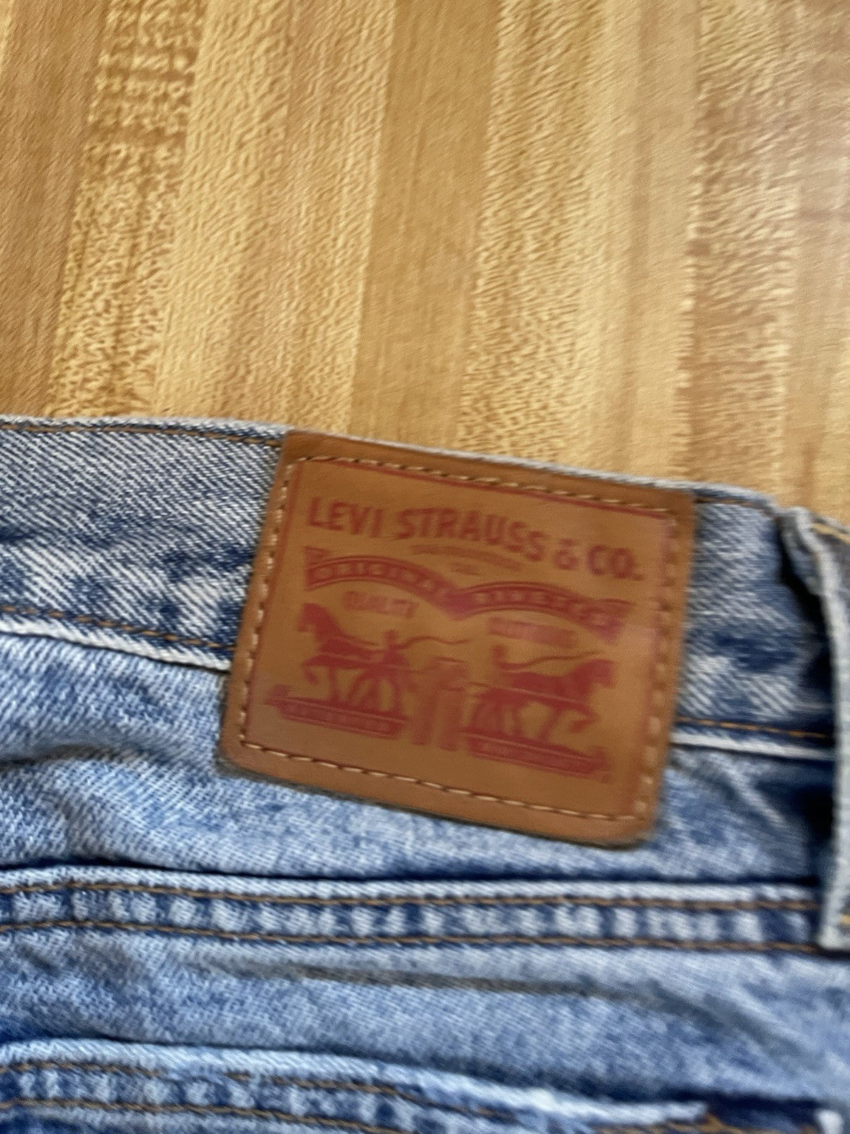 Levi’s White Oak Cone Denim Jeans 25