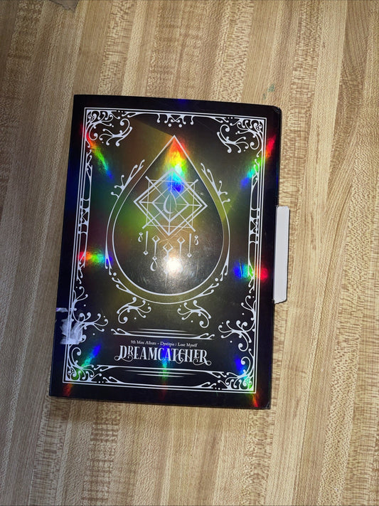 Dystopia: Lose Myself (D Version) (Incl. 64pg Booklet, Sticker + Photostand) by
