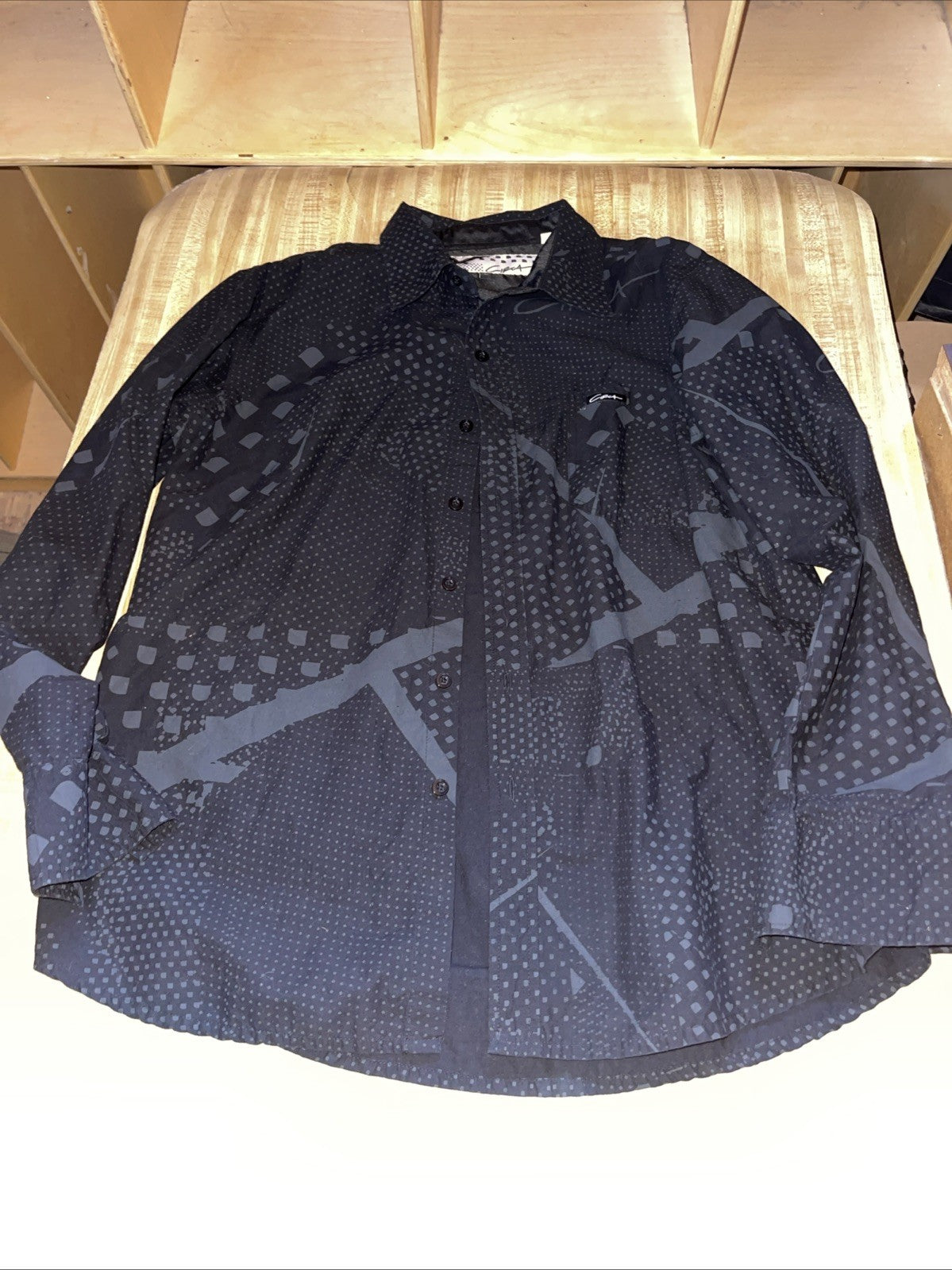 Circa Button Up Large 