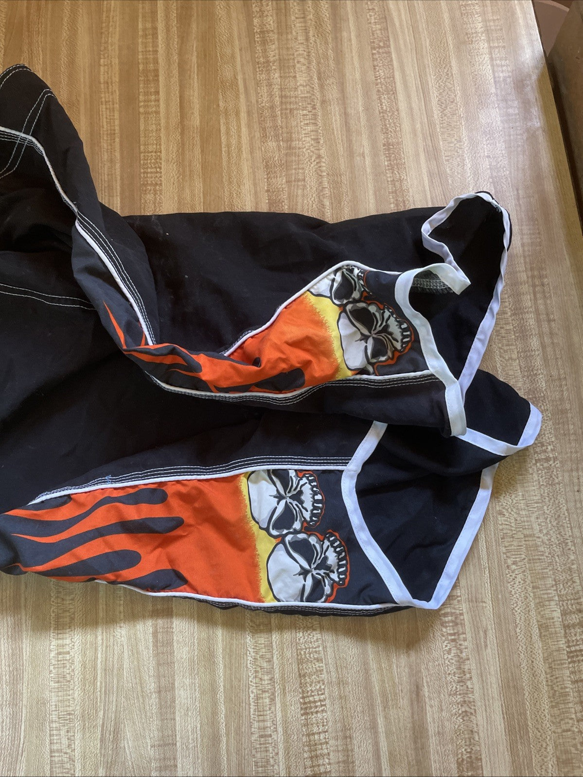 Utobia Board Shorts Large 