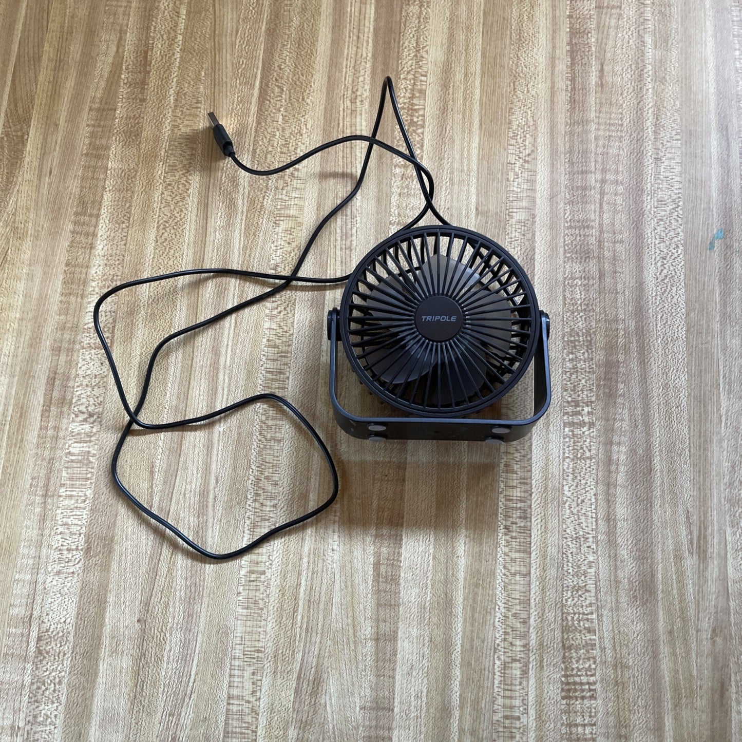 Tripole USB Fan