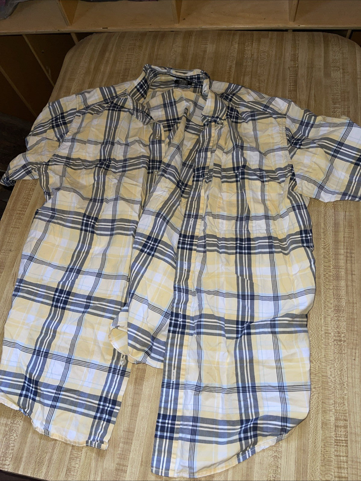 St John’s Bay Super Soft Button Down XXL 