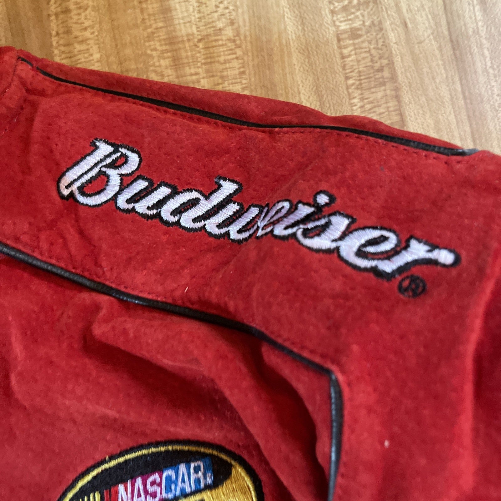 Chase Authentics JH Design Budweiser King Of Beers Jacket Medium 