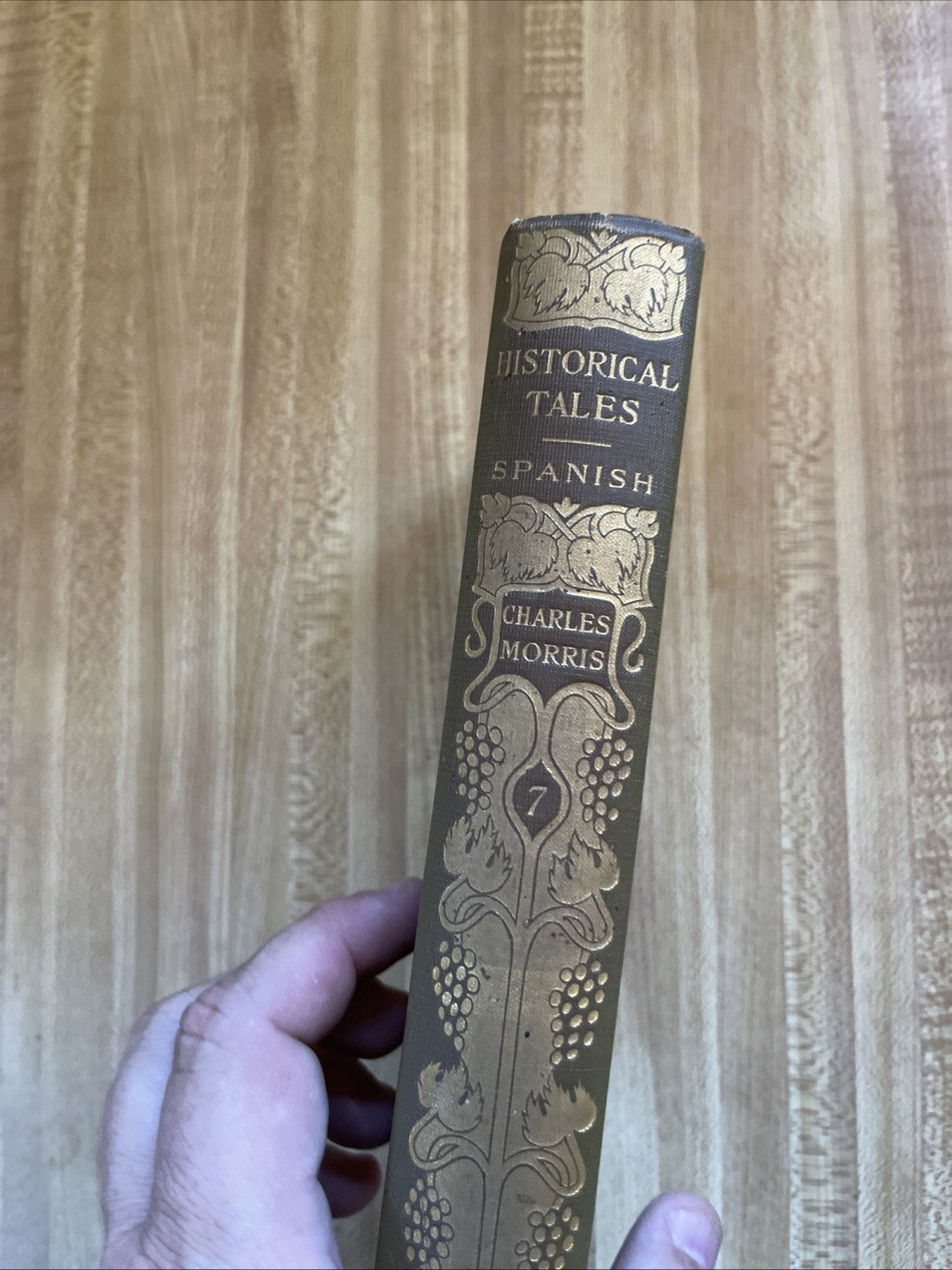 historical tales charles morris Spanish 