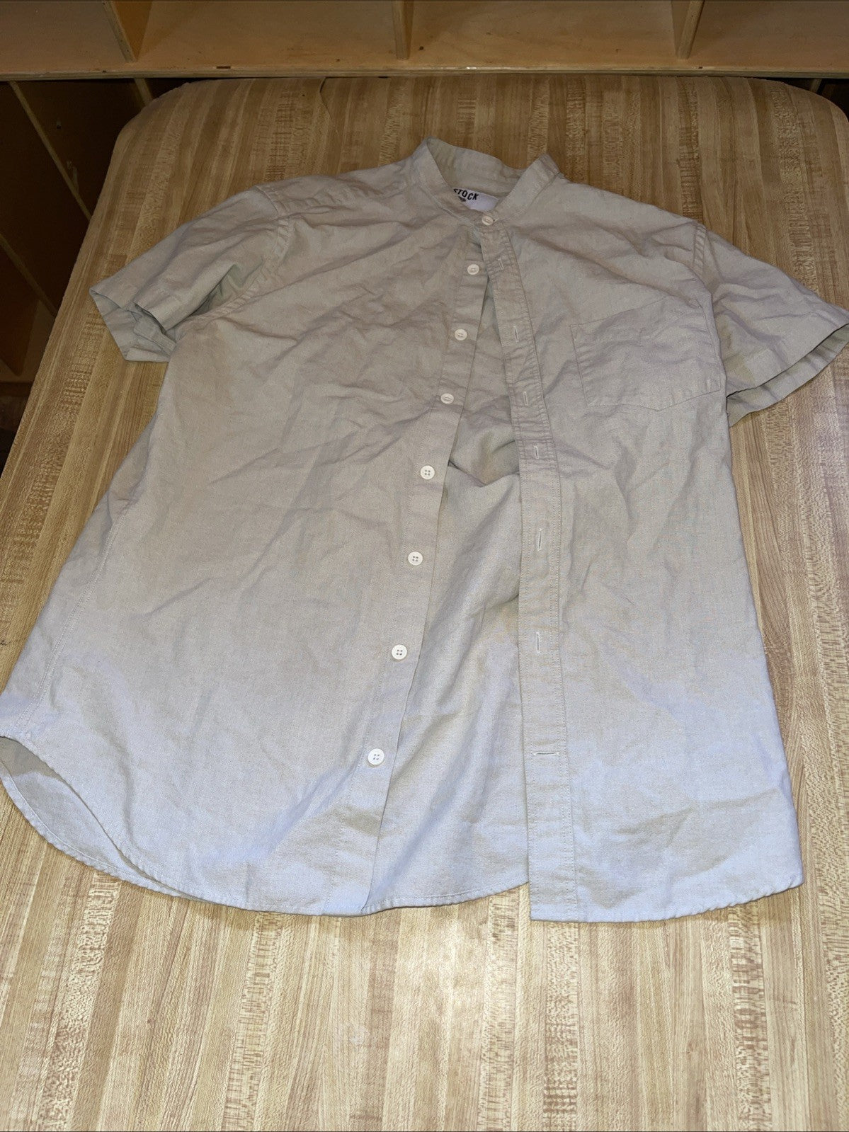 Stock Mfg Button Up Medium 