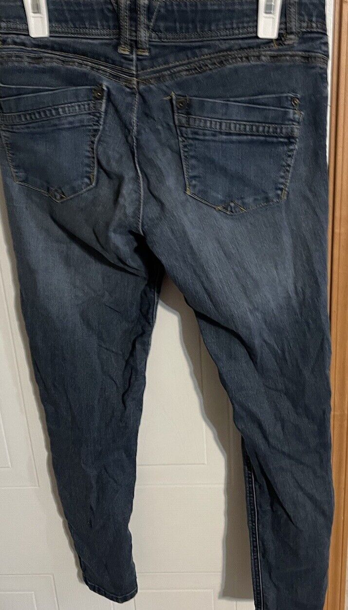 Democracy An Technology Jeans 6