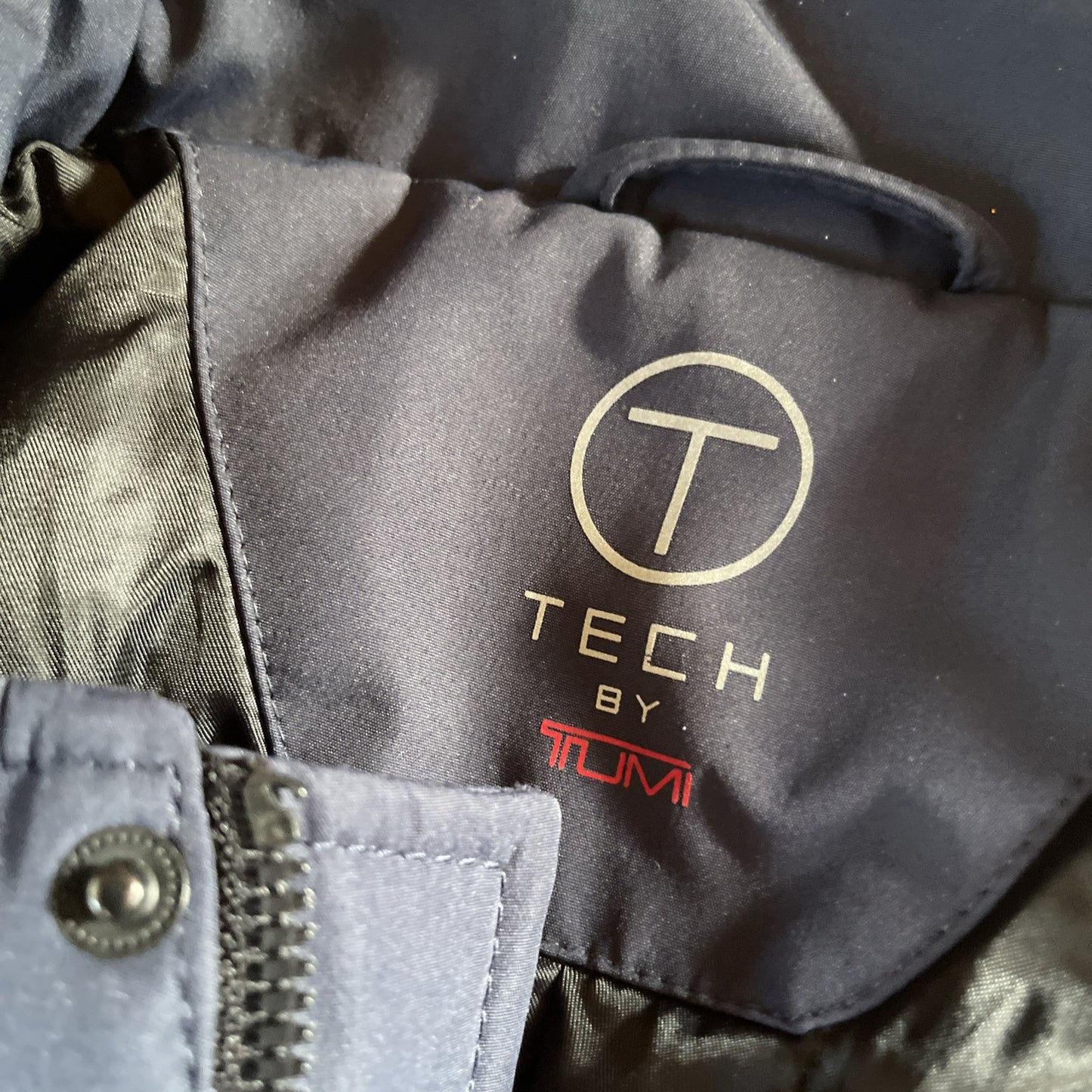Tech By Tumi Jacket Large 