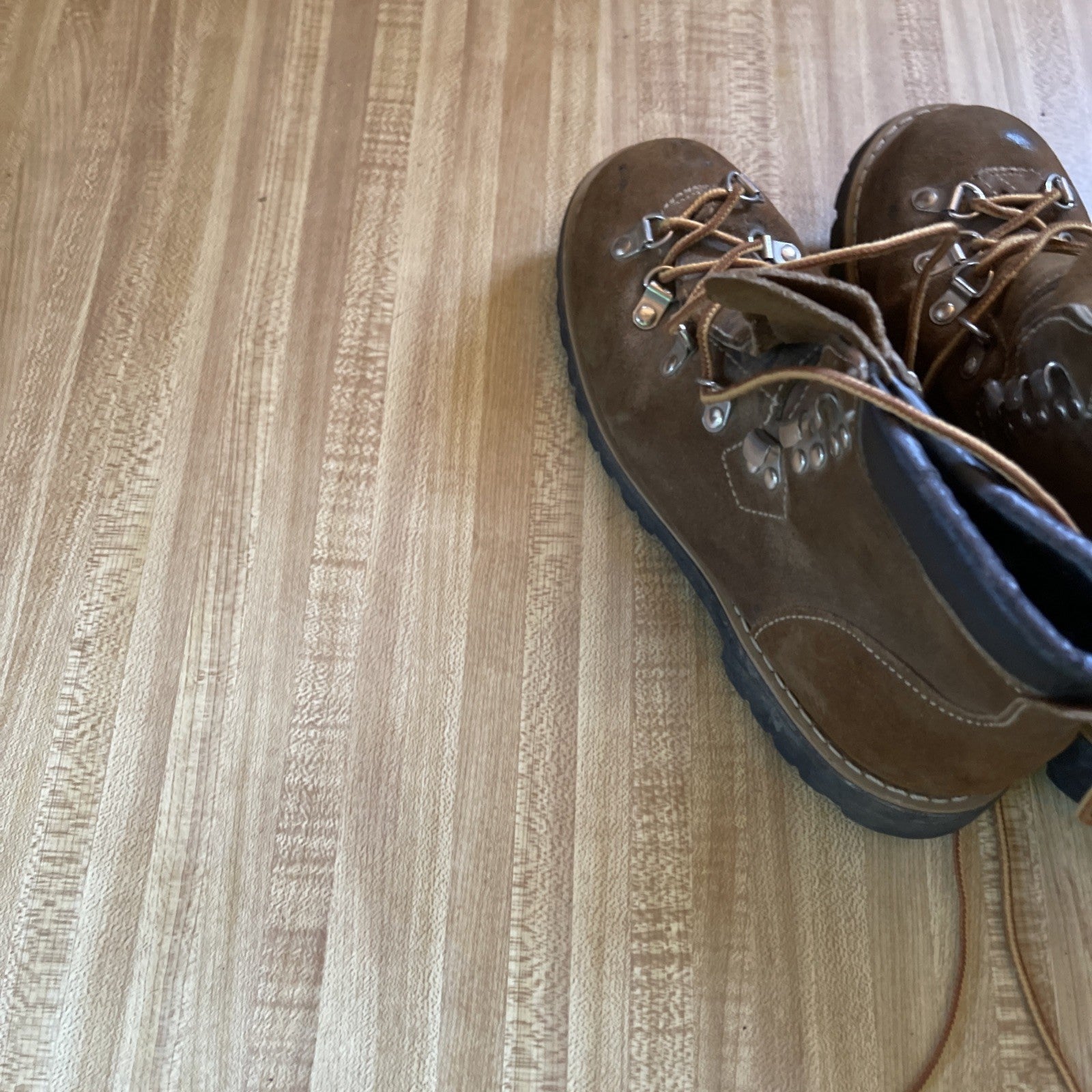 Work Boots Vibram Sole 5.5 D