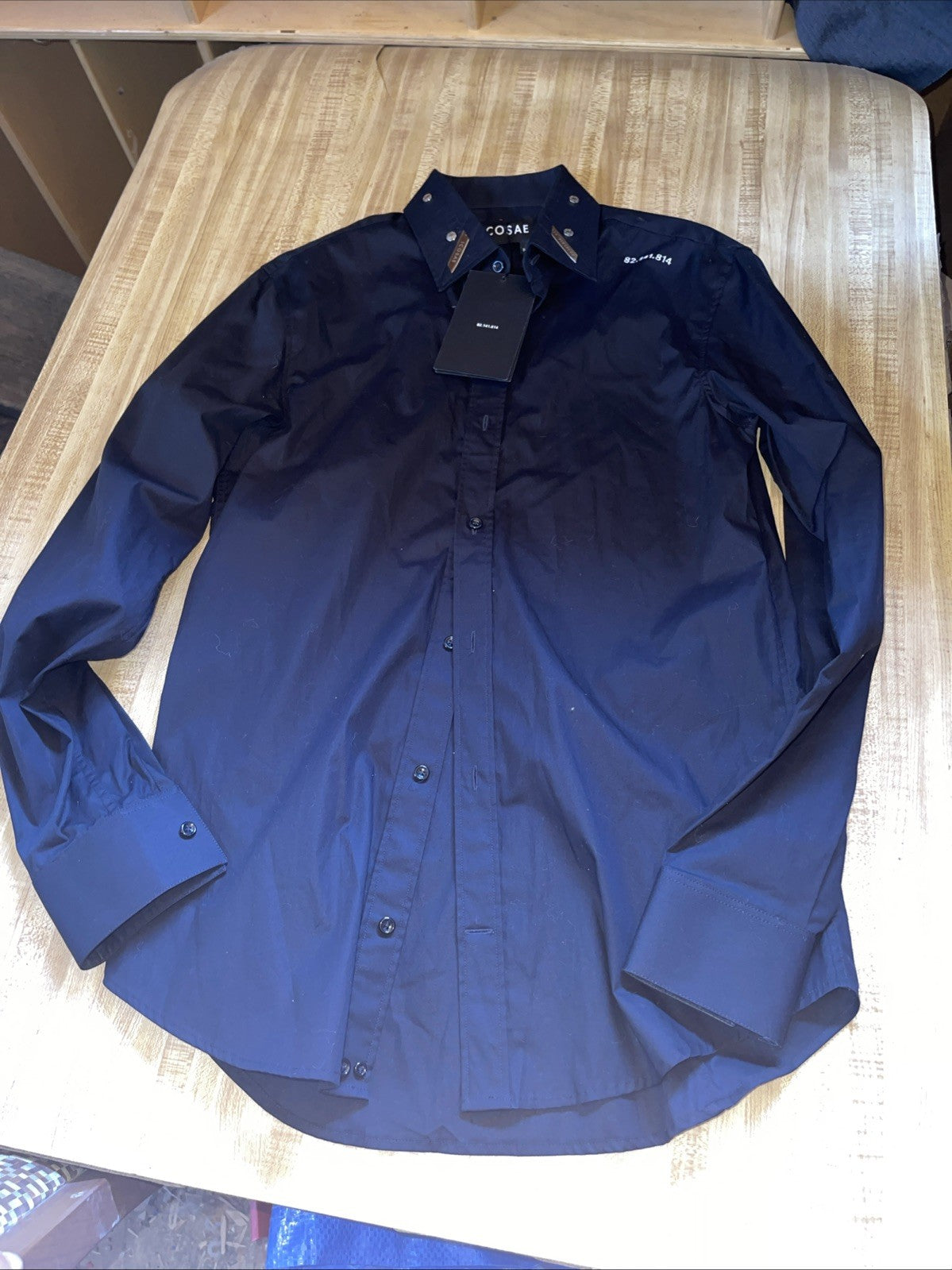 Icosae Button Up Medium NWT 