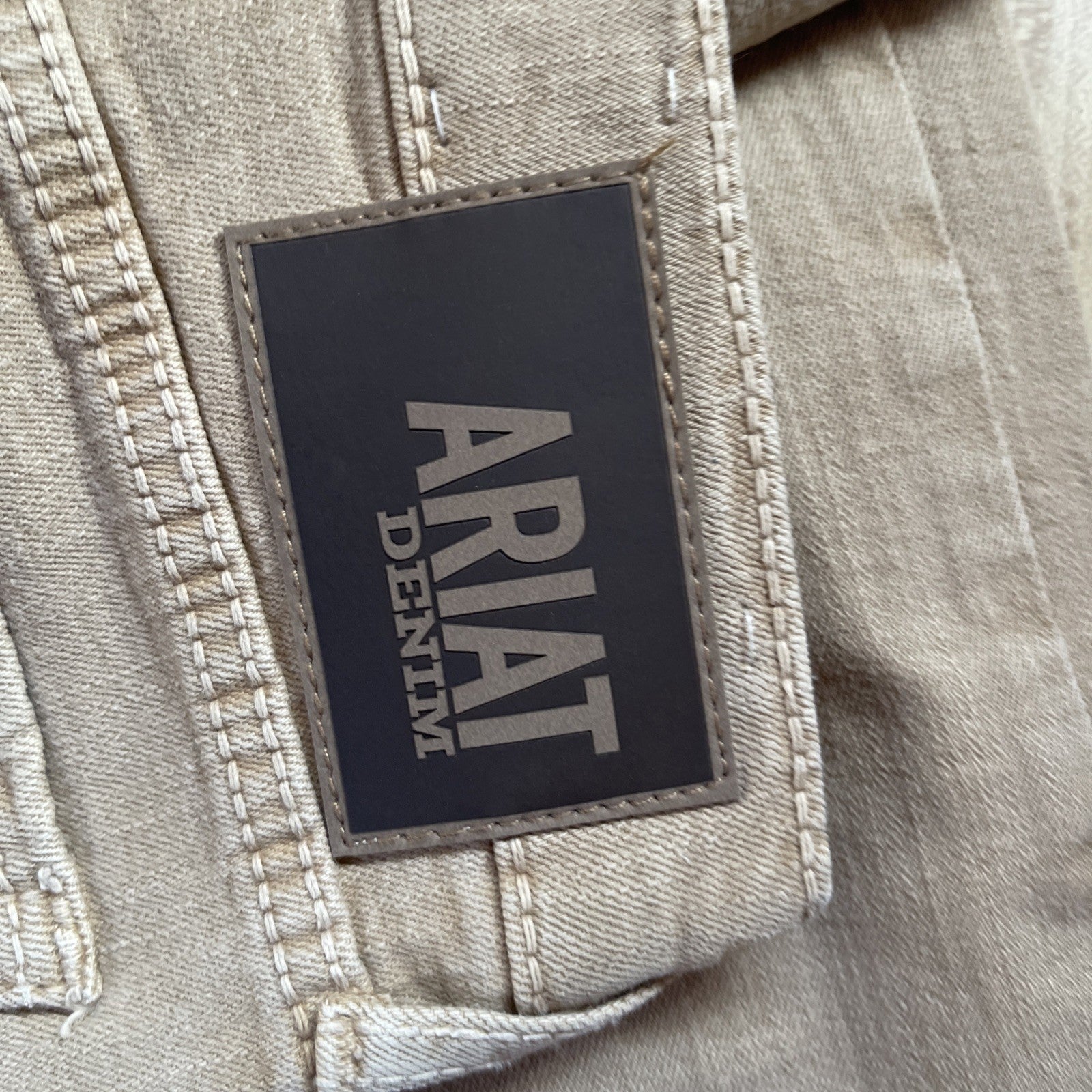 ariat m7 slim fit straight leg 31x32 NWT 