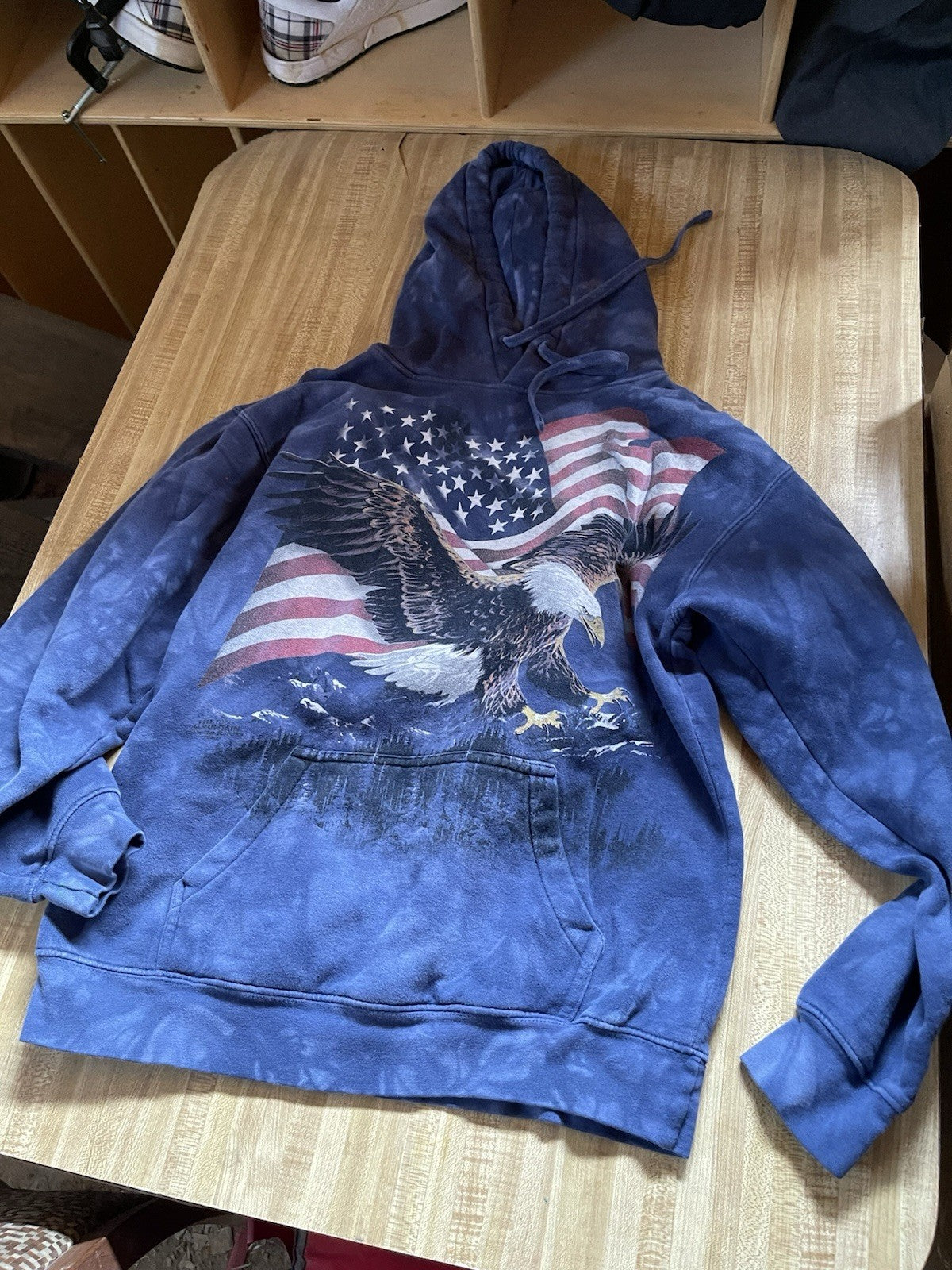 The Mountain Hoodie Small Ely Nevada