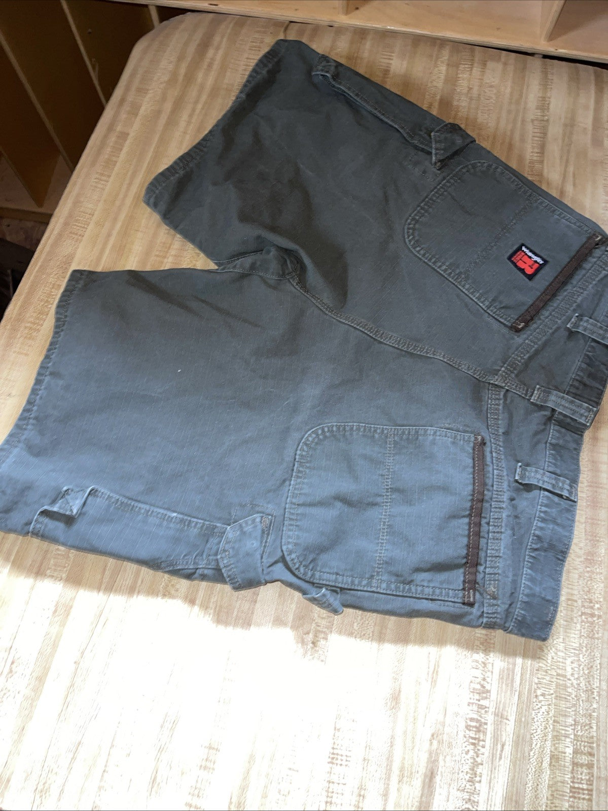 wrangler riggs cargo shorts 38