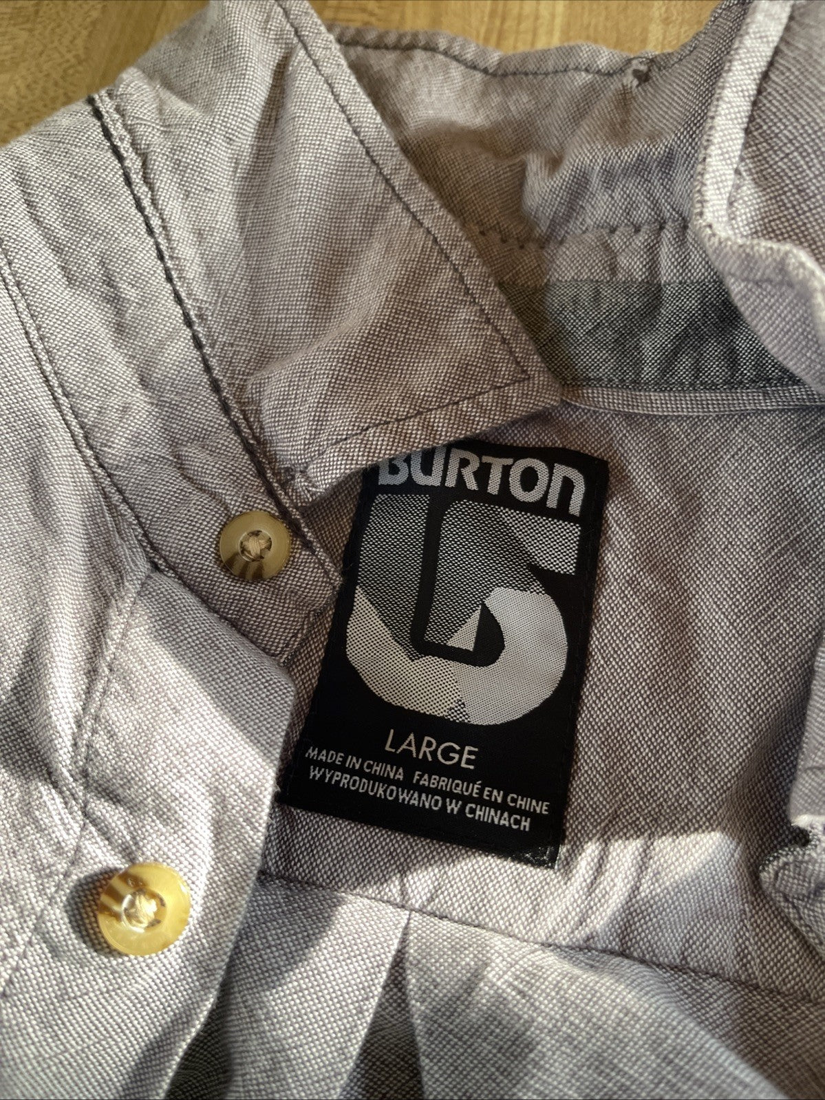 Burton Button Up Large 