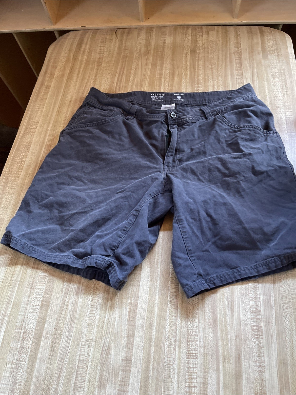 Mountain Hardwear Shorts 38