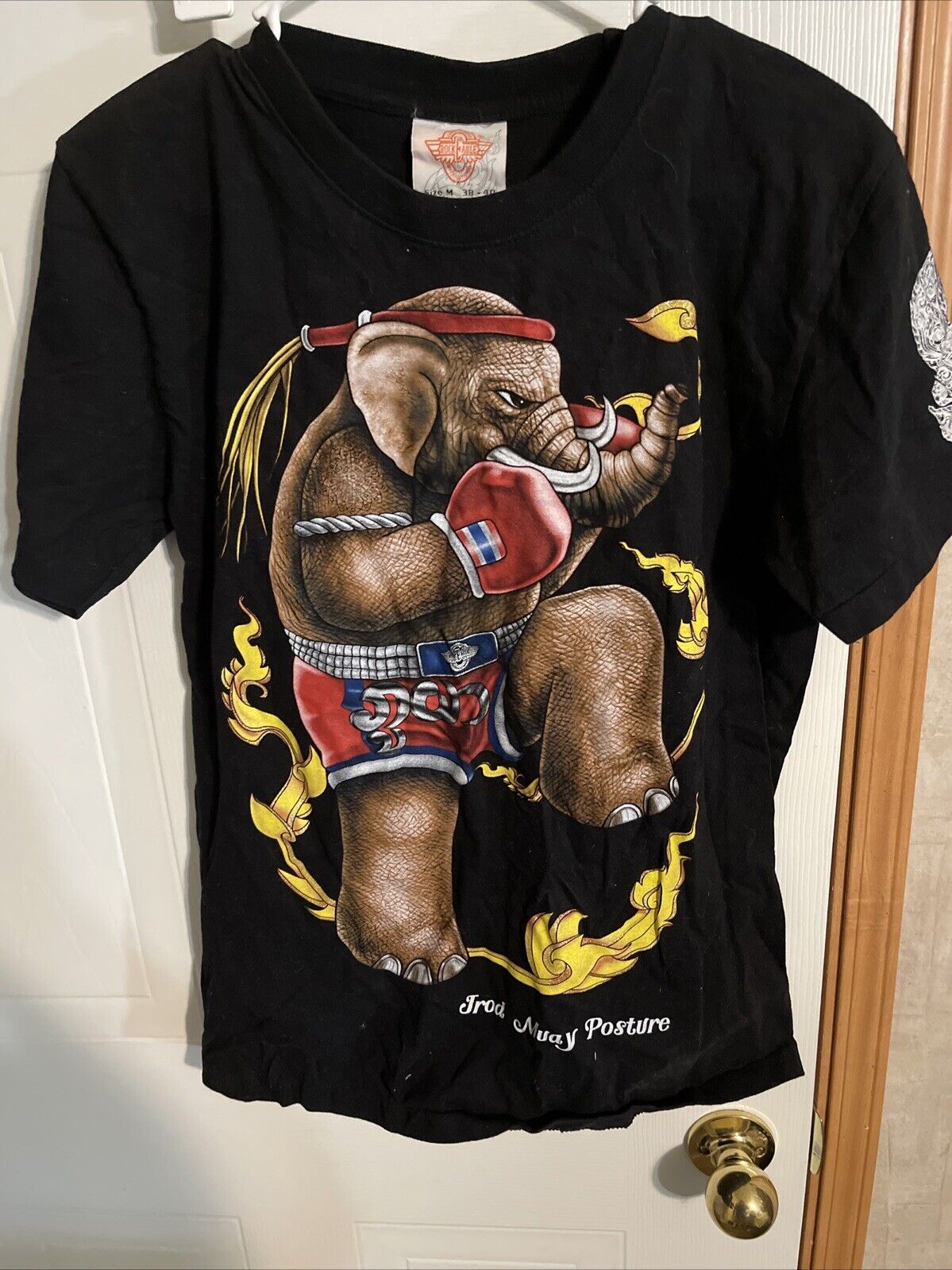 Rock Eagle Trod Muay Posture T Shirt Medium 