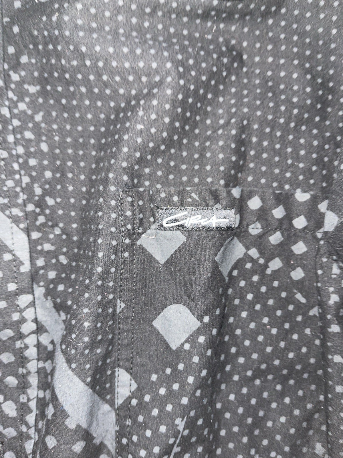 Circa Button Up Large 