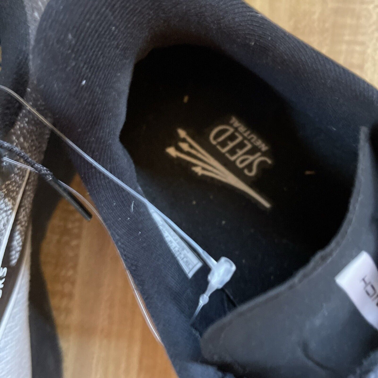 Brooks Launch 10 Size 10