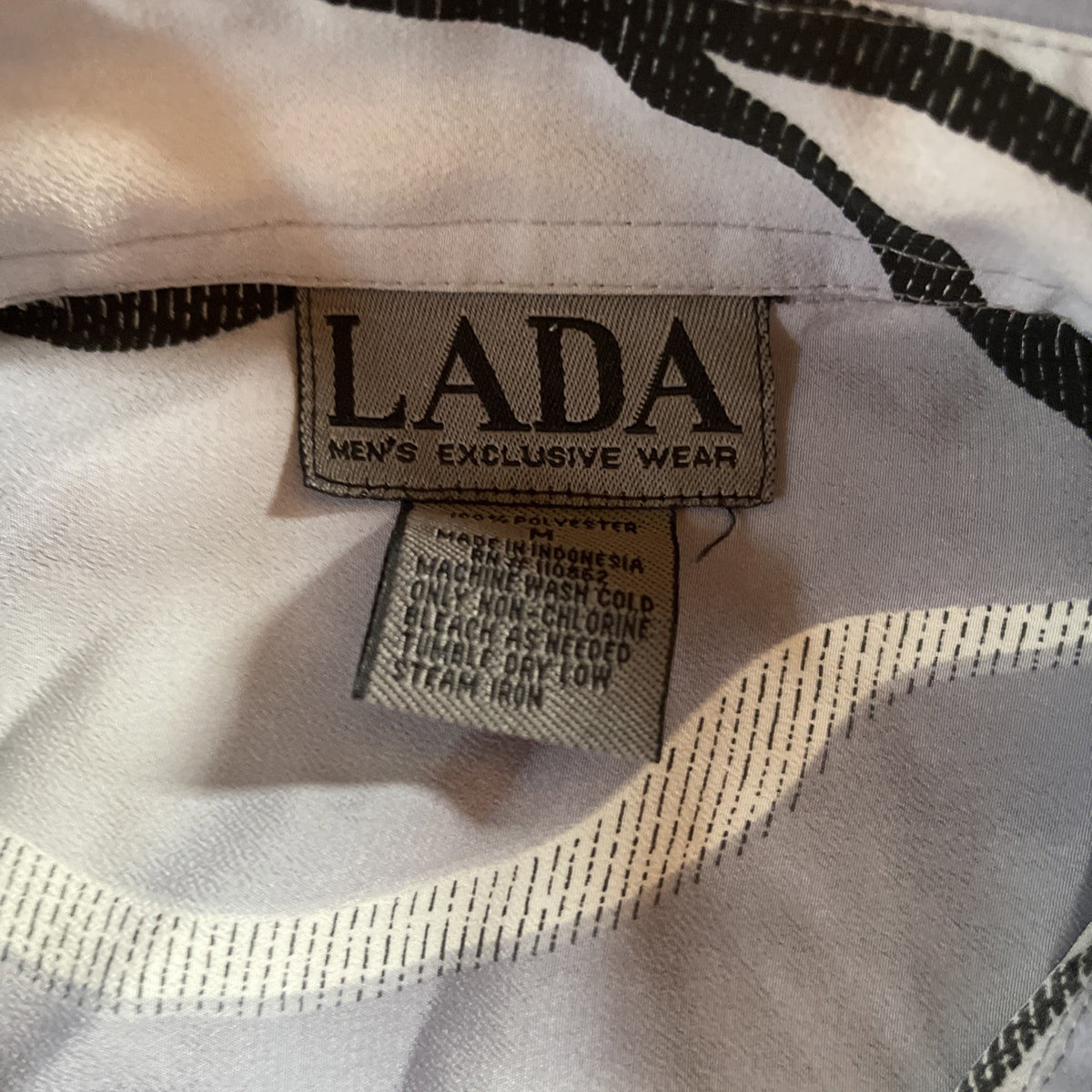Lada Men’s Exclusive Wear Shirt Medium 
