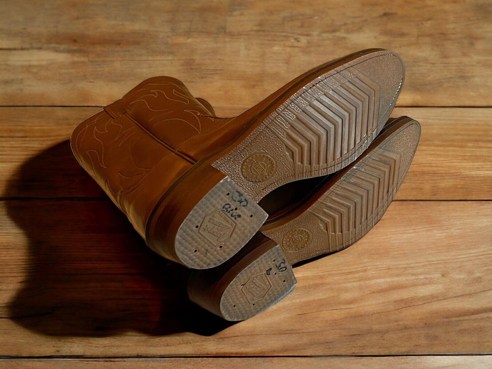 Tony Lama 4013 8B Tufgum Soles