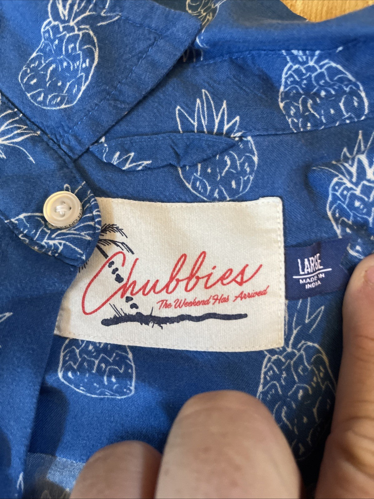 Chubbies Button Up Large 