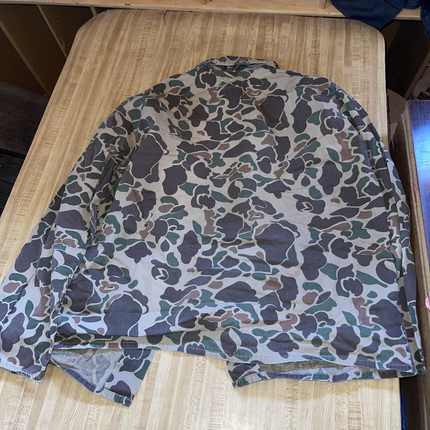 Vintage Black Sheep Hunting Clothing Camo Shirt Large 