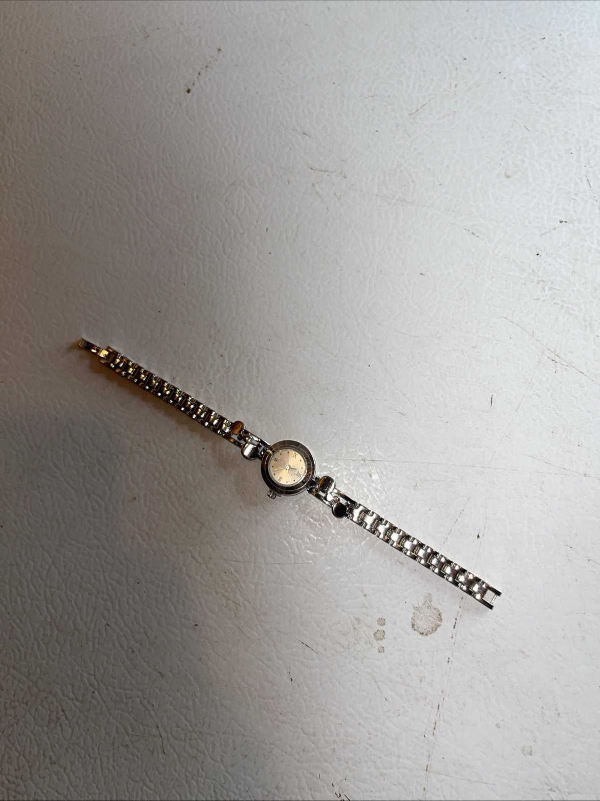 Women’s Watch Needs Battery