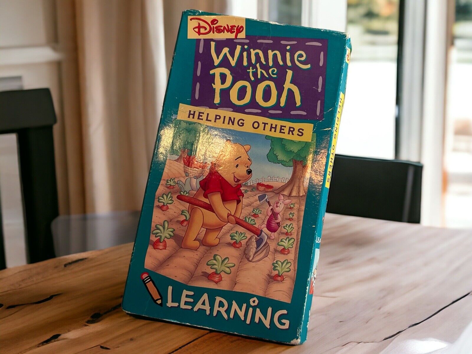 Winnie the Pooh - Pooh Learning - Helping Others VHS 1994