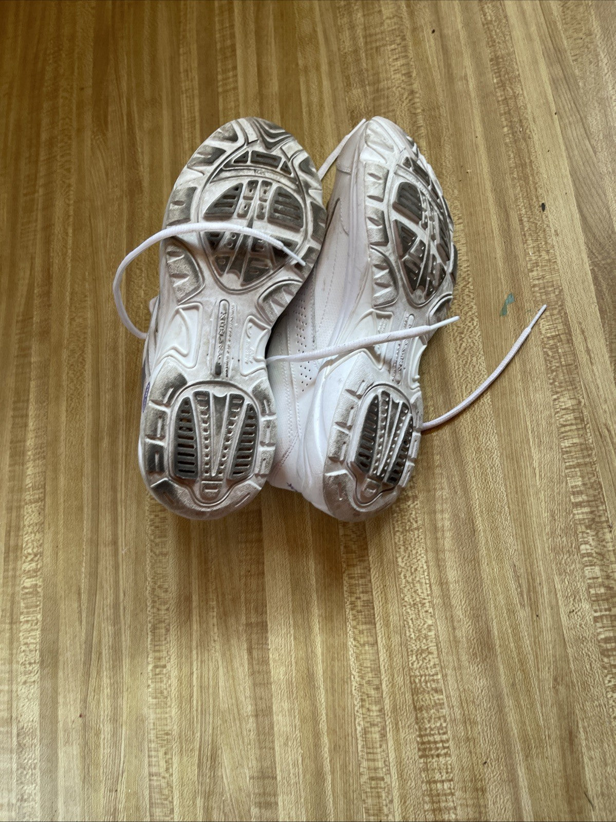 Reebok Memorytech Size 7.5 