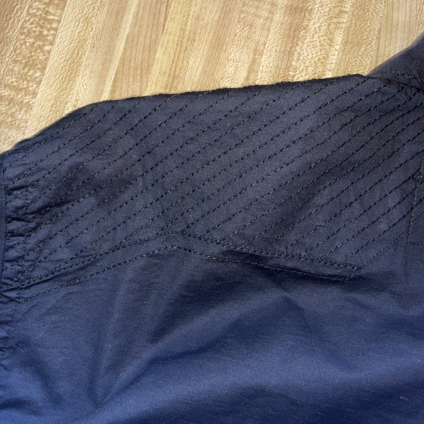 Roar Refined Button Up Large 