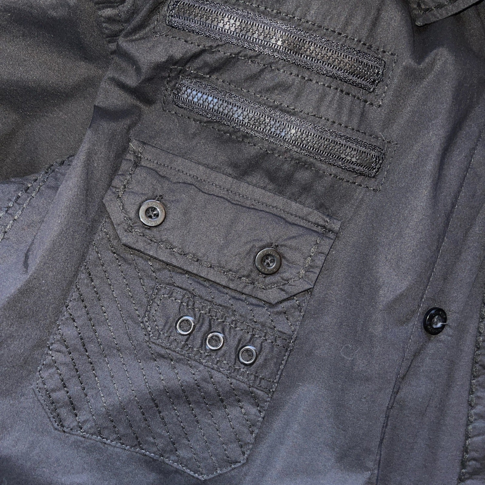 Roar Refined Button Up Large 