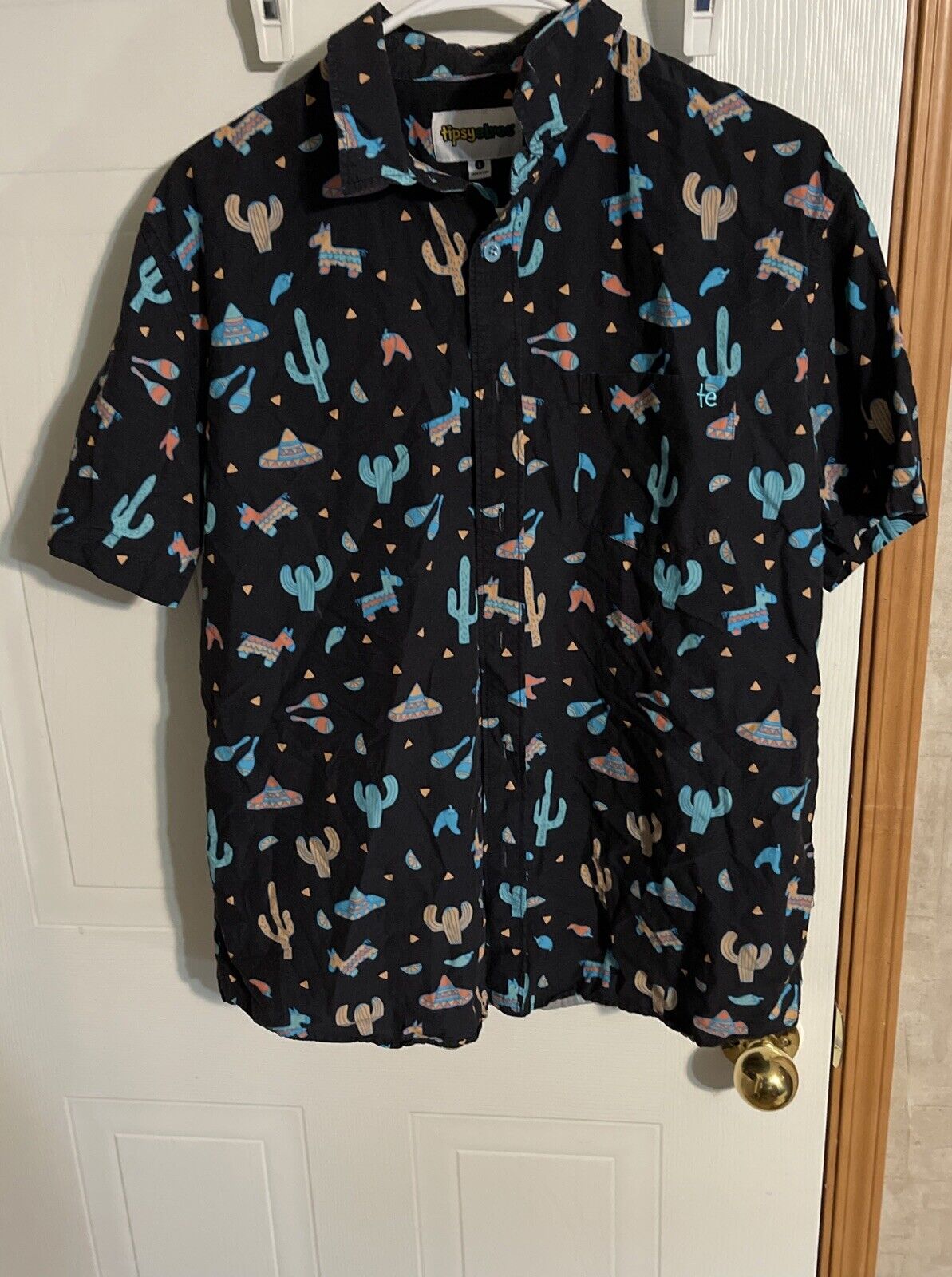 Tipsy Elves Shirt Large