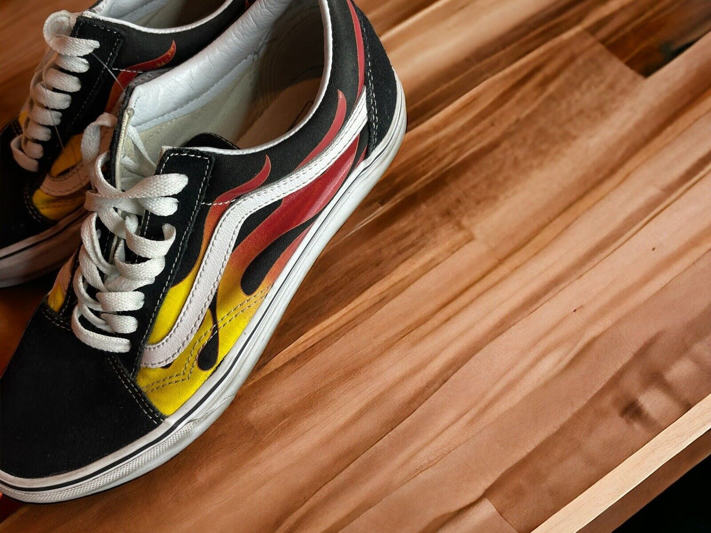 Vans Old Skool Off The Wall Flame Shoes 8.5 Men 10 Women