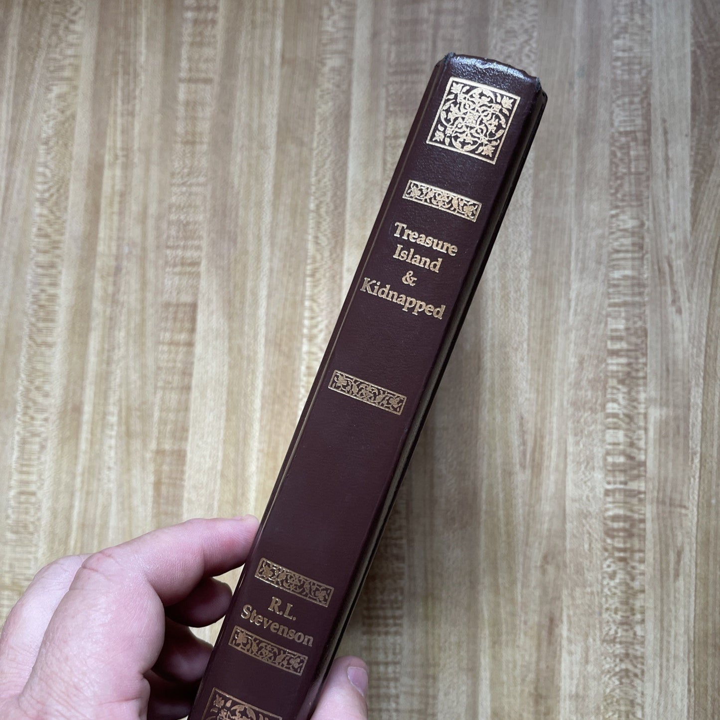 Treasure Island & Kidnapped Hardcover