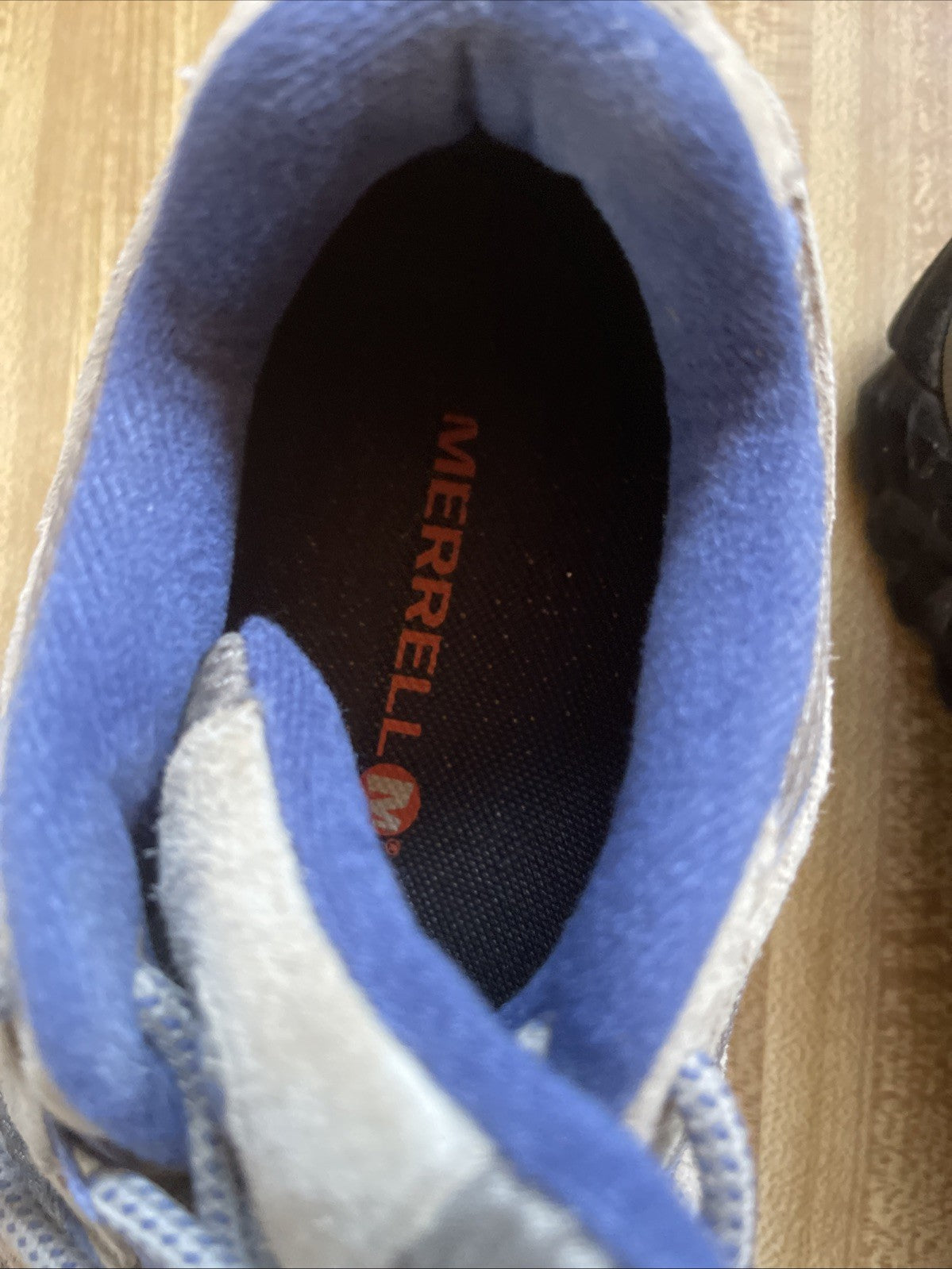 Merrell Hiking Shoes 7.5