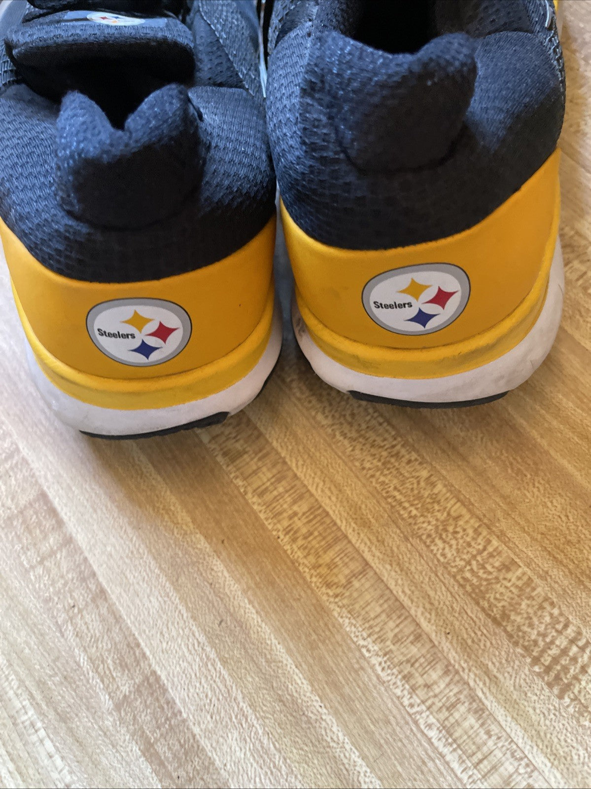 Nike Free Trainer V7 NFL Pittsburgh Steelers Size 14