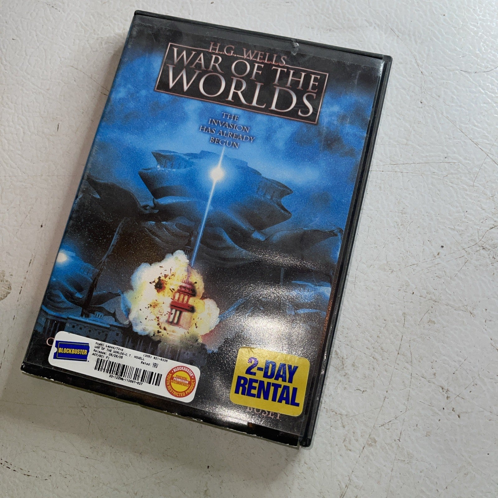 h g wells war of the worlds DVD In Blockbuster Case 
