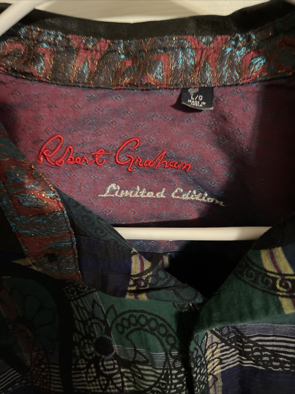 Robert Graham Limited Edition Shirt Large 142/274