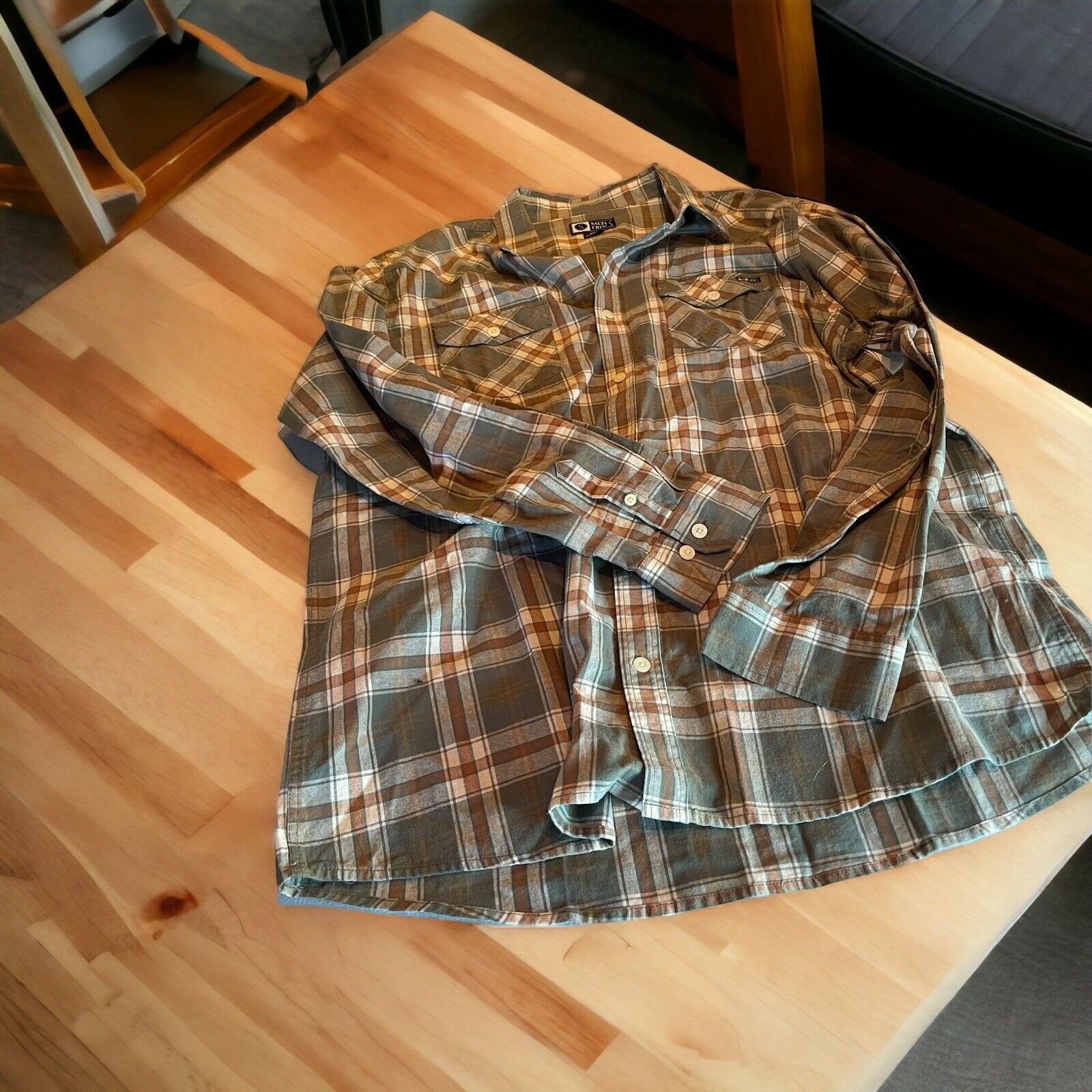 Salty Crew Flannel 2XL