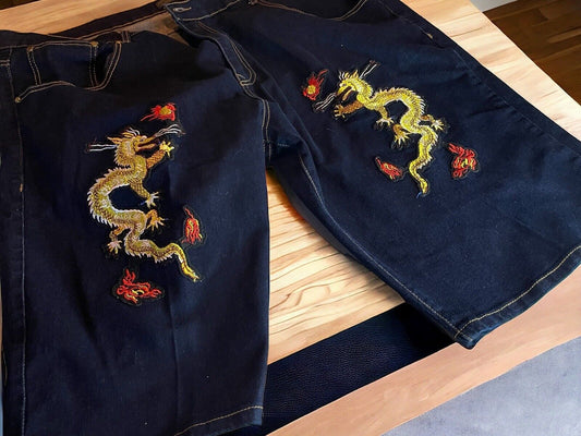 Steve’s Jeans Dragon Embroidered Jorts 44