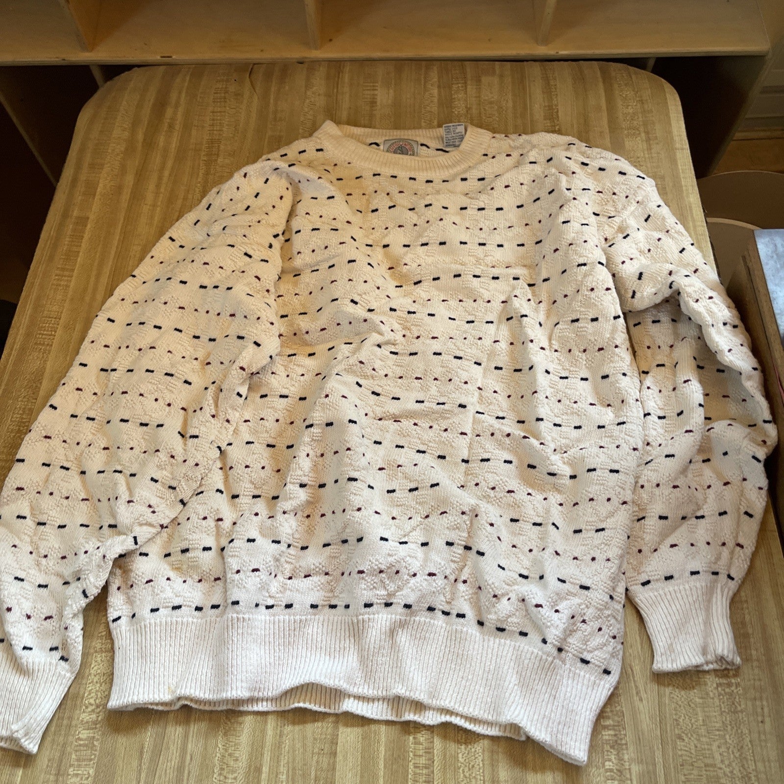 cape isle knitters sweater Large 