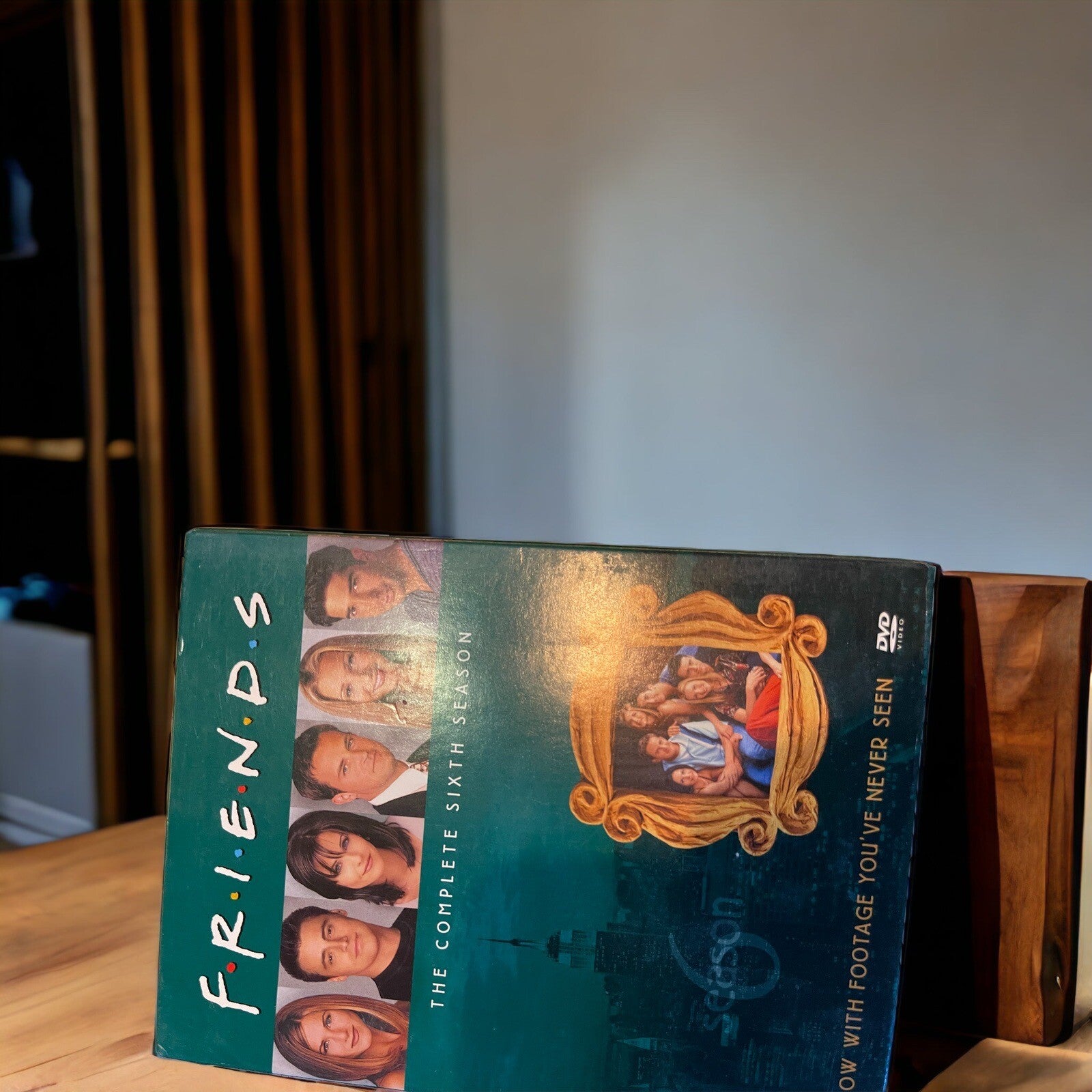 Friends The Complete Series Seasons 1-10 DVD  Plus A Couple Of Extra Dvds