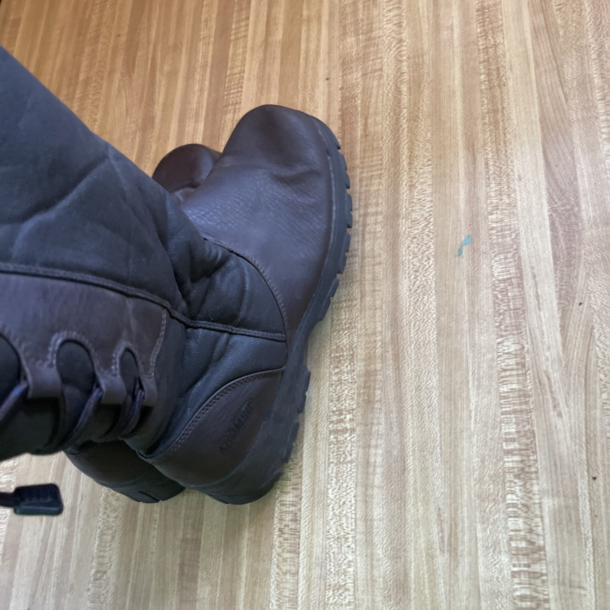 Khombu Snow Boots 10