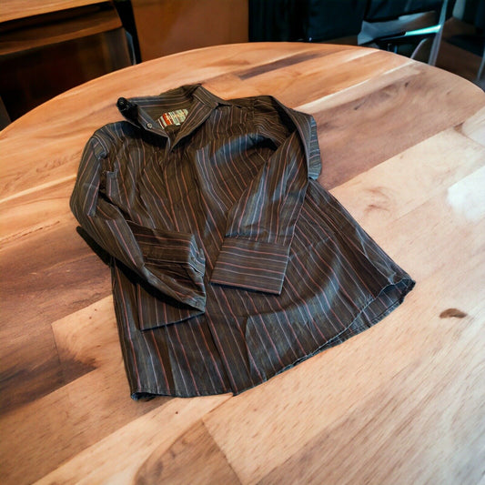 Roar Button Up Medium 