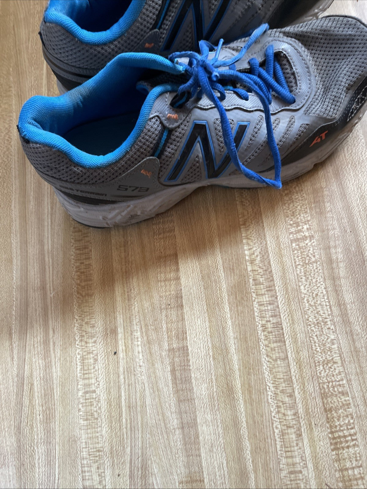 New Balance 573 AT Size 9