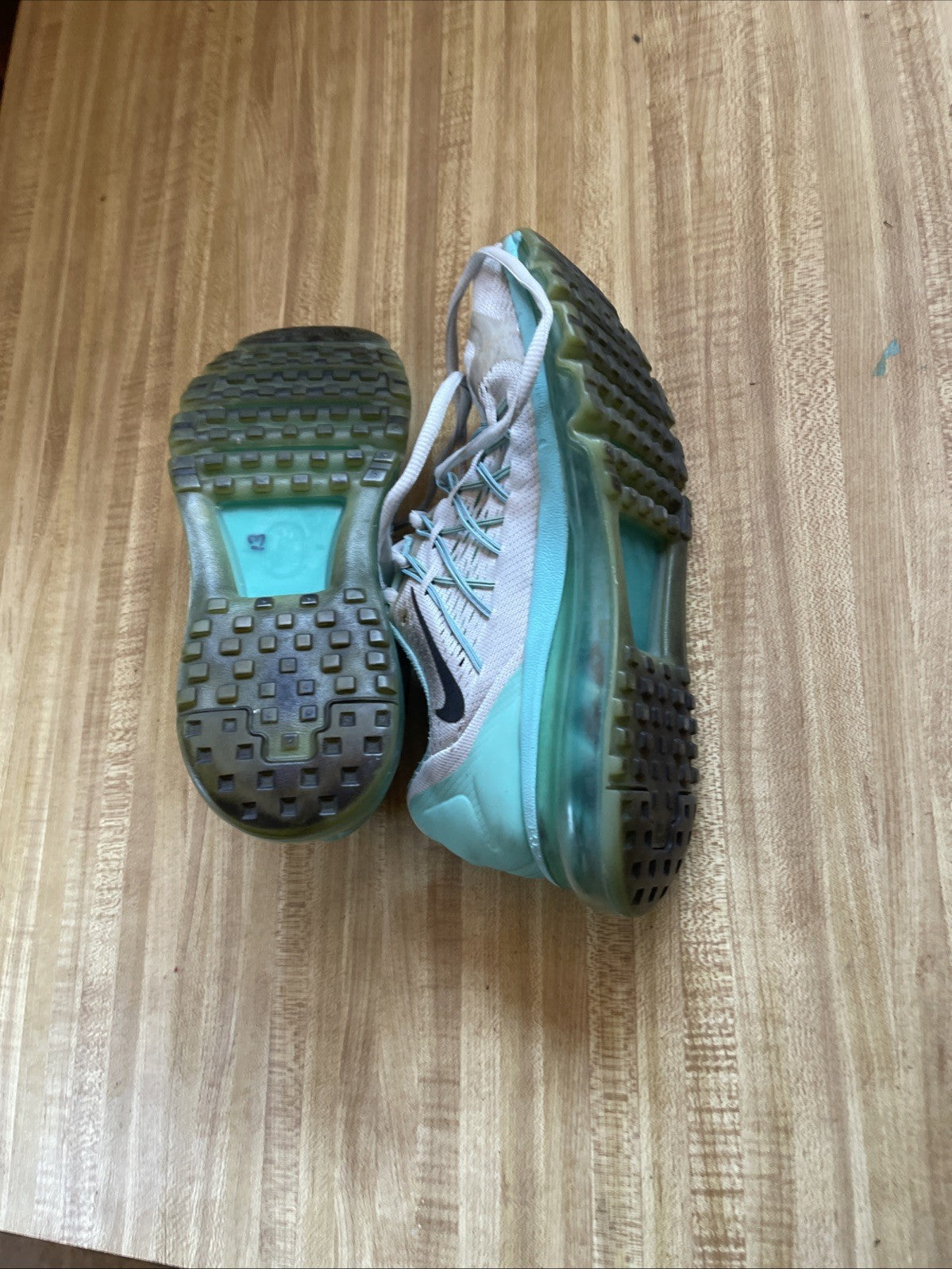 Nike Air Max 2015 Size 8.5