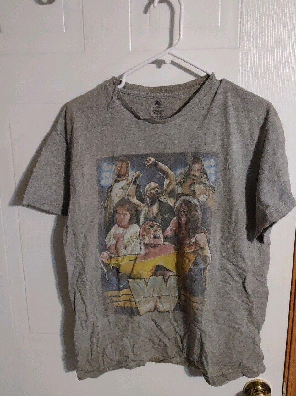 WWE T Shirt Large 