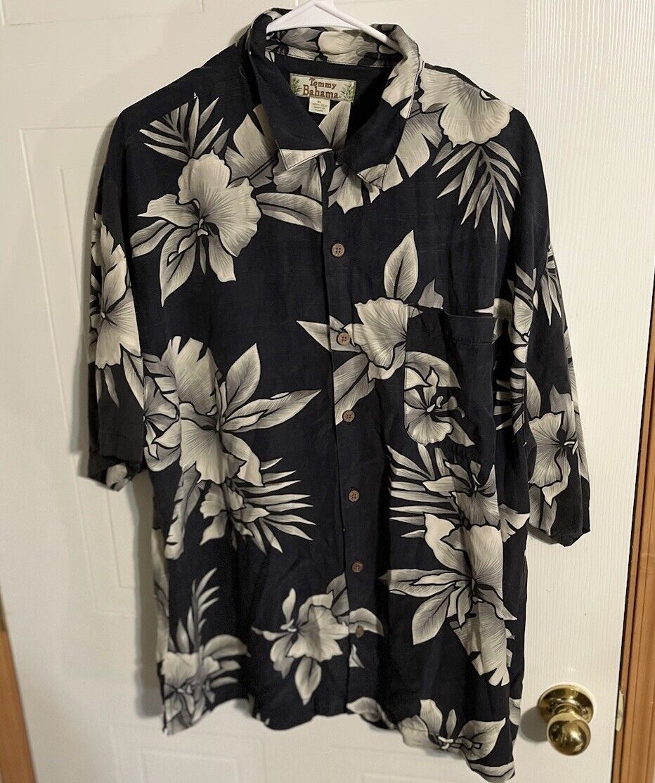 tommy bahama silk hawaiian shirt floral XL