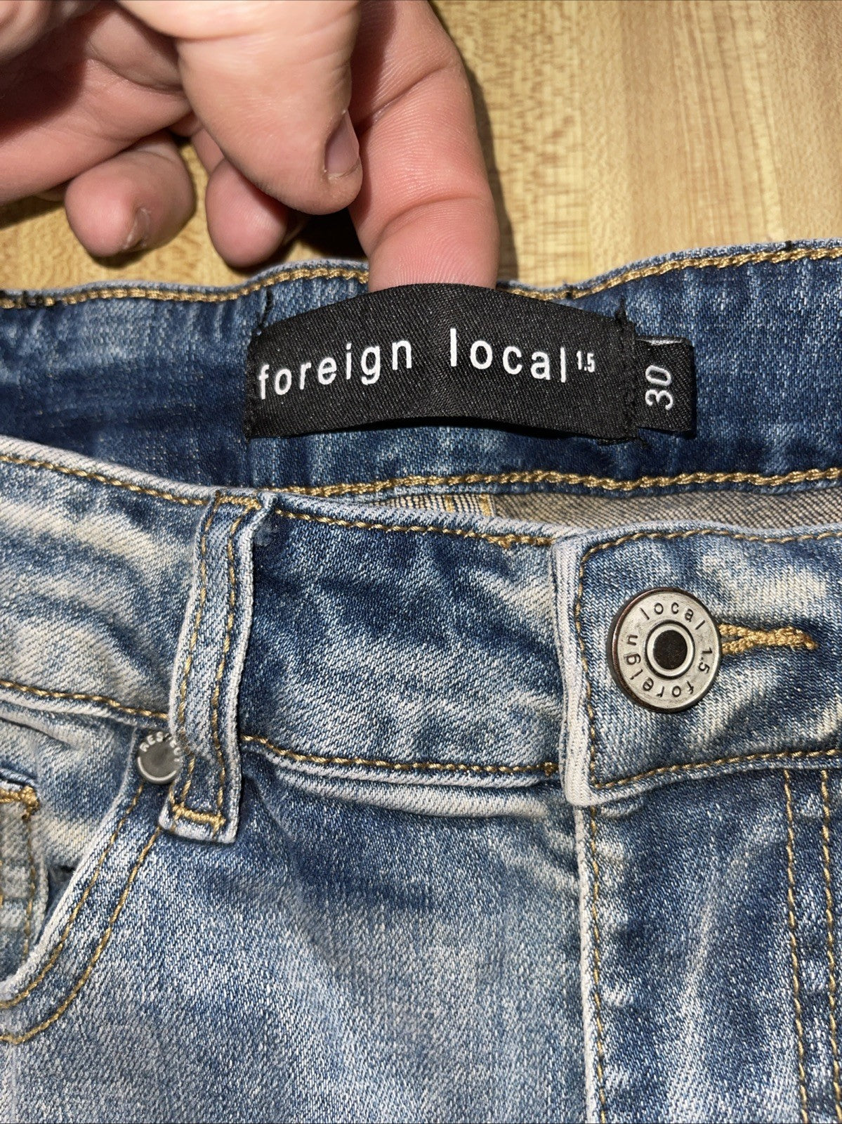 Foreign Local 1.5 Distressed Jeans 30/30