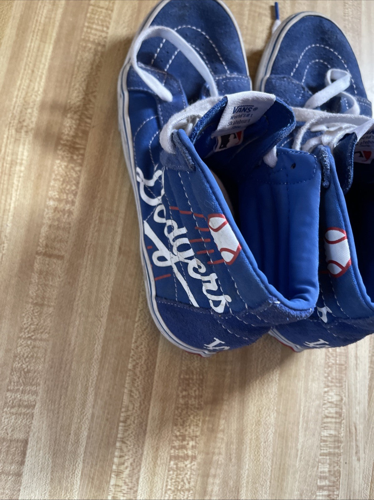 LA Dodgers Vans Men’s 7.5 Women’s 9